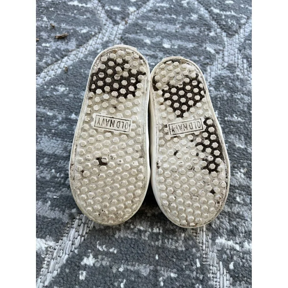 Girls shoes